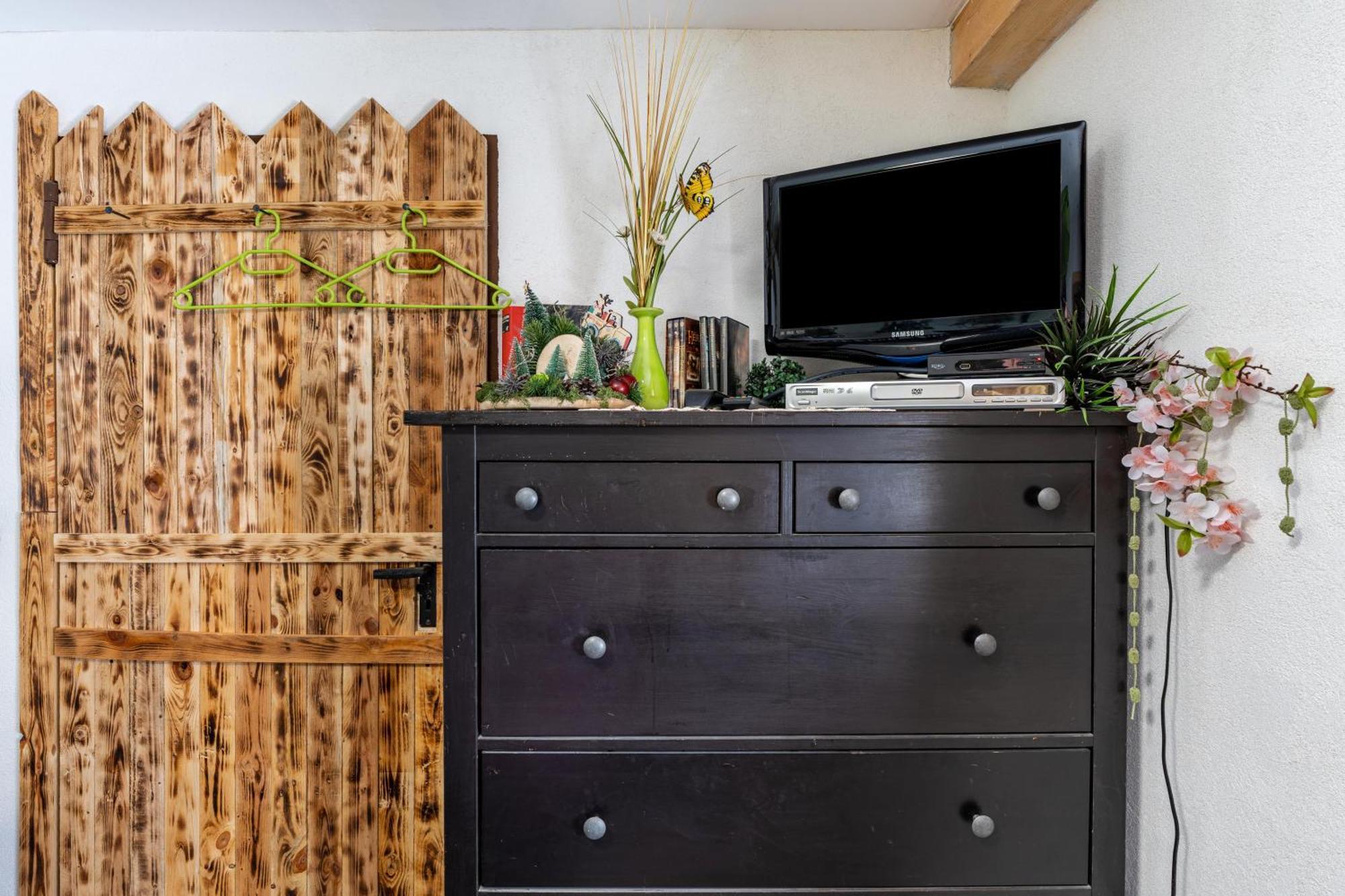 Hobbit Lounge Apartman Eppingen Kültér fotó